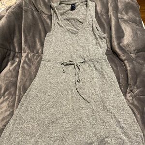 Maternity gray casual dress by Gap Maternity size medium